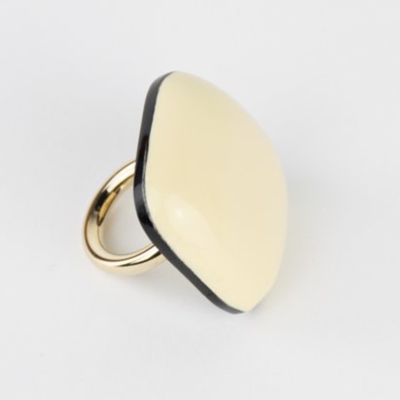 *SOLD* Marni Enamel Square Ring - Picture 8 of 8